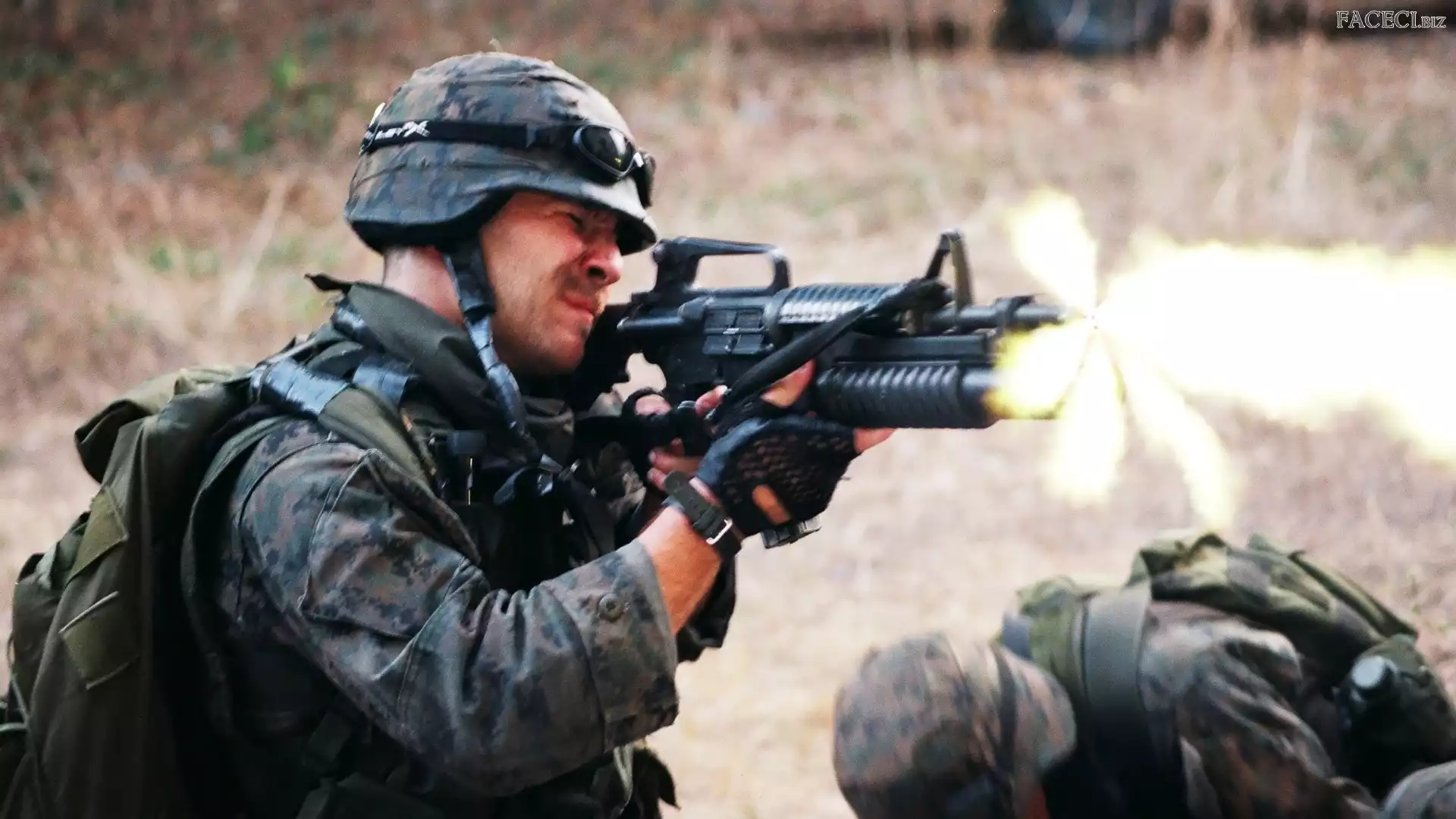 Strzały, Żołnierze, Broń